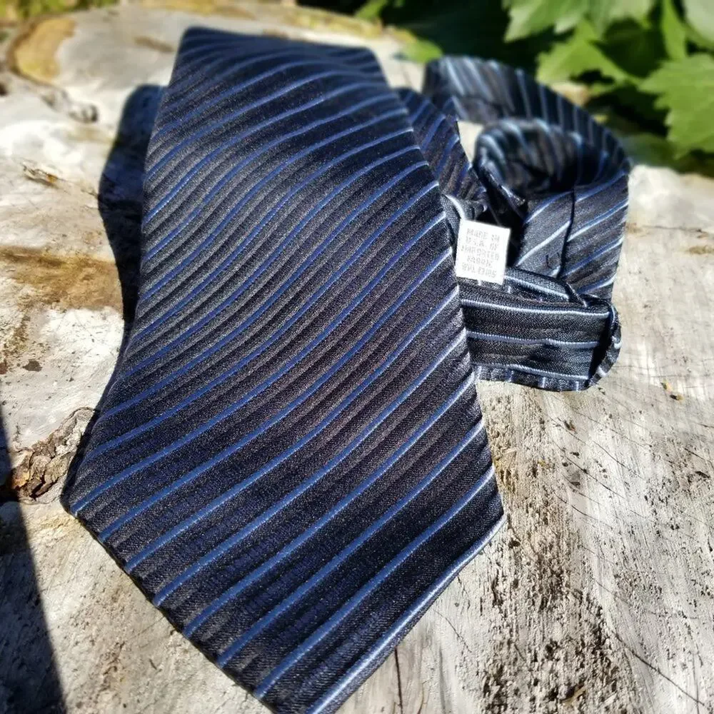 Burma Bibas All SIlk Men's Tie Excellent! Blue Stripe